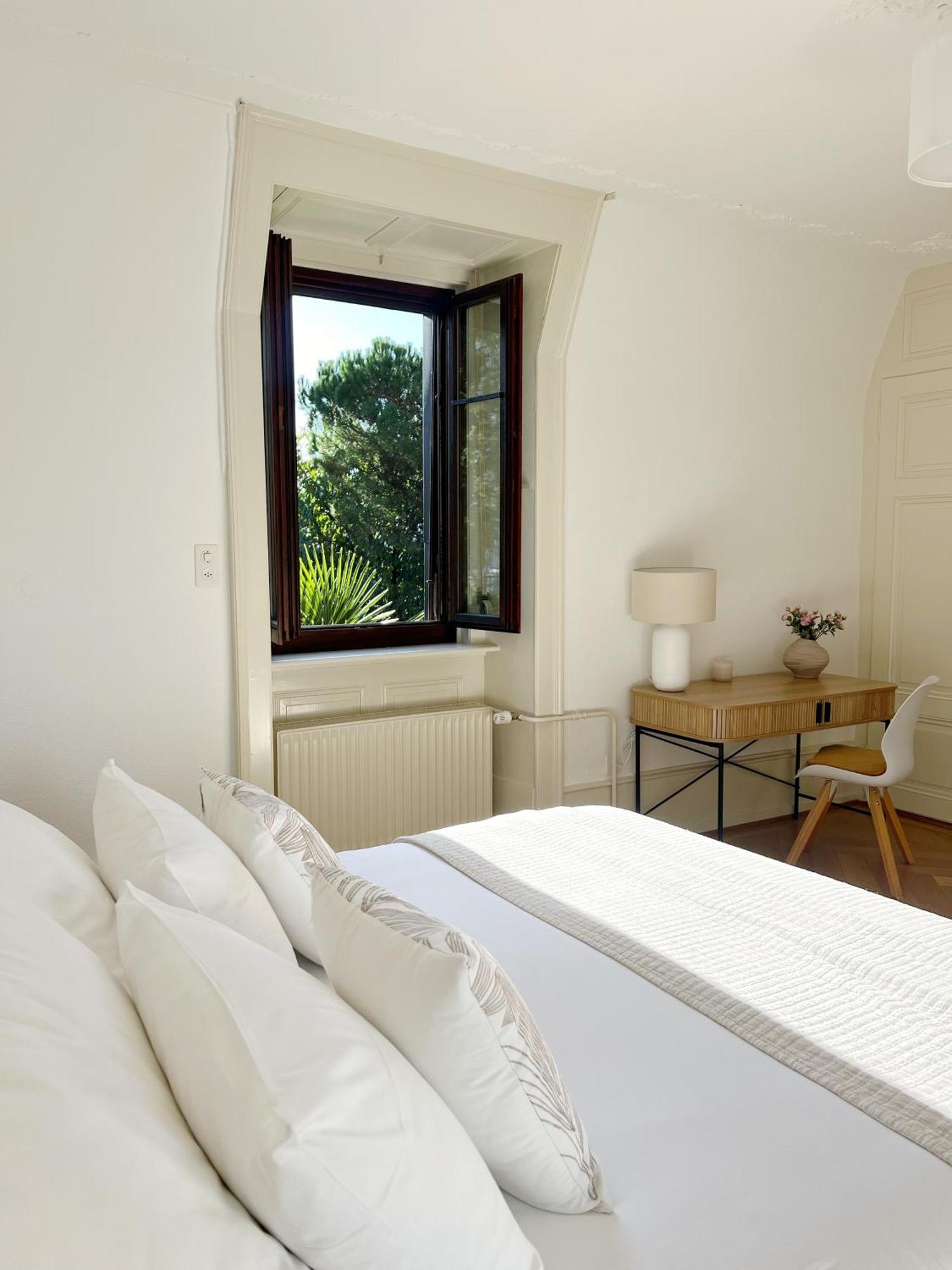 Montreux Riviera Suite Waterfront 3 Bedrooms Private Parking ภายนอก รูปภาพ